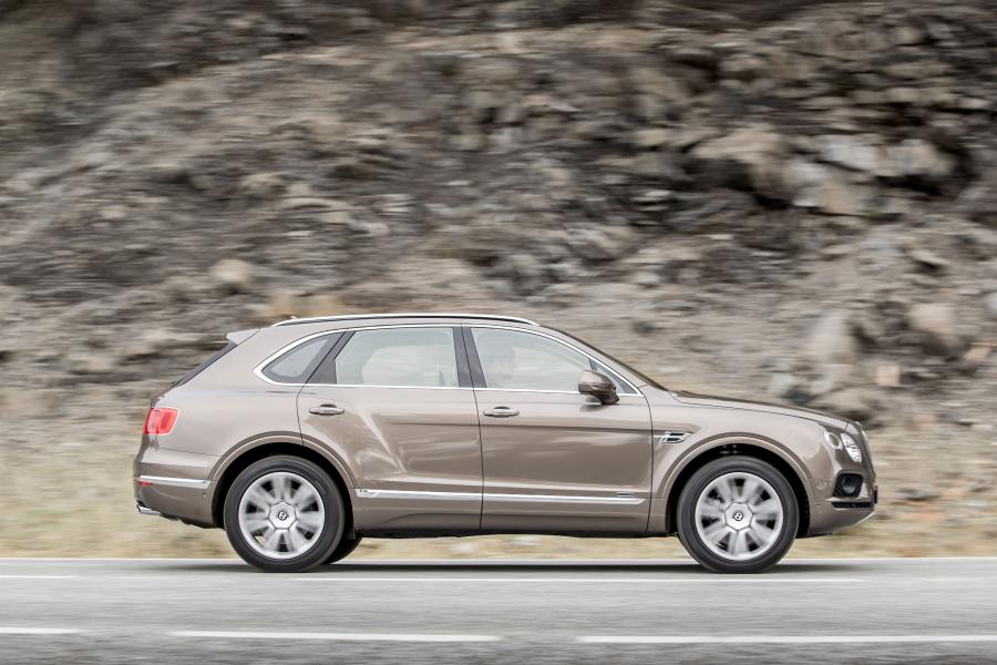  Bentley Bentayga Diesel 2016 года  (WW) (фото 39 из 107)